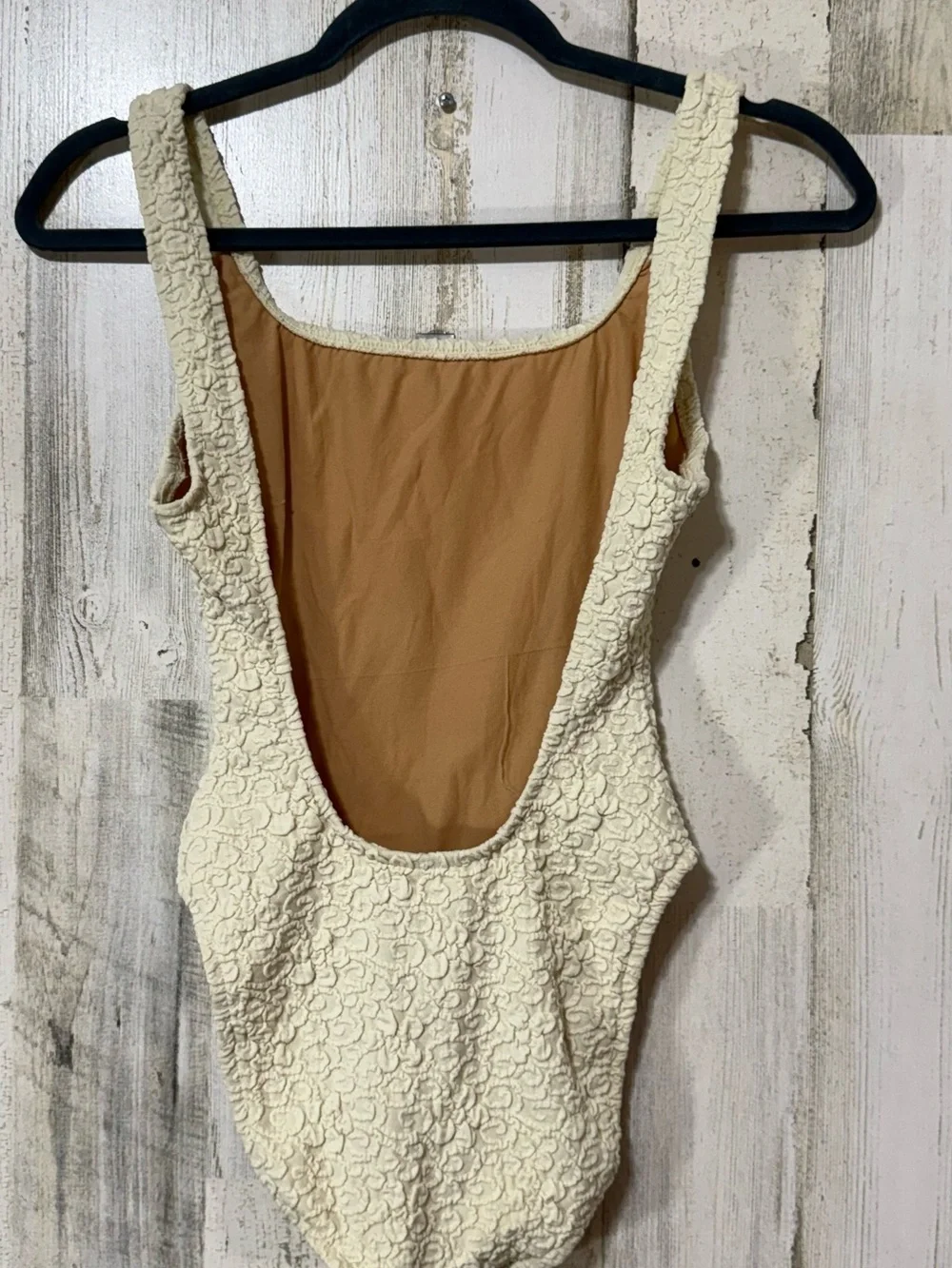 Vintage Daffy Swimwear Cream Textured Slim Fit One-Piece Swimsuit